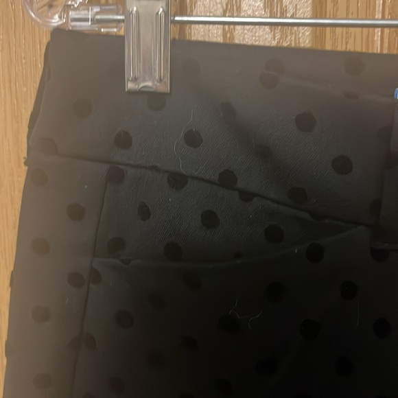 Old Navy size 8, pixie skinny black polkadot on black pants nwt - Picture 5 of 6